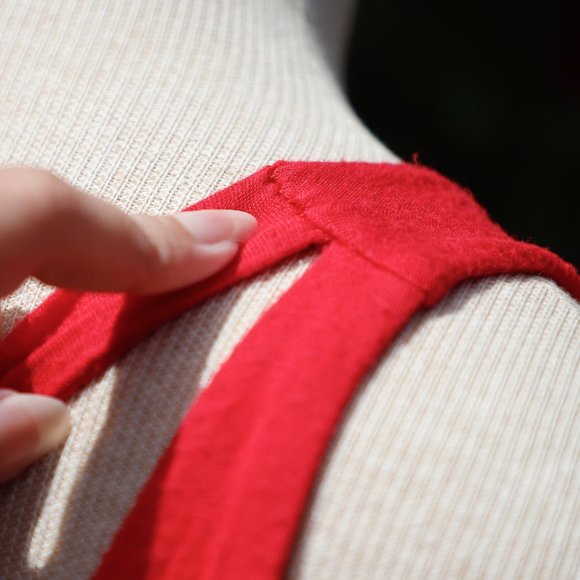 Red Dress - Picture 6 of 11